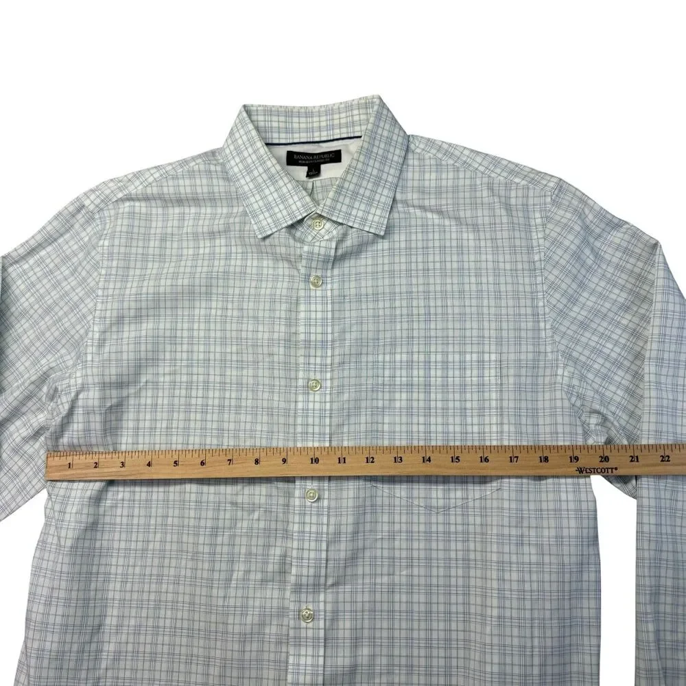 Banana Republic Shirt Men's Large White Blue Non Iron Classic Fit Button Up Top